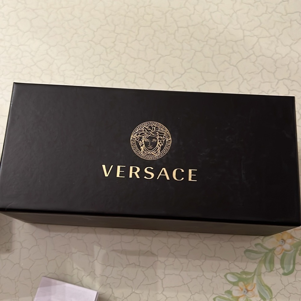 NWB CASE VERSACE Medium Black Sunglasses/Eyeglasses